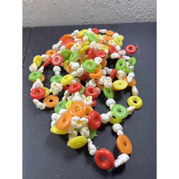Blow Mold Life Saver & Popcorn Vtg Christmas Garland Plastic Hong Kong 18' - Picture 1 of 8